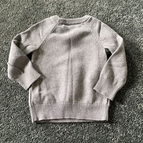 3 for $20 - Gap Superman Toddler sweater - Picture 3 of 3